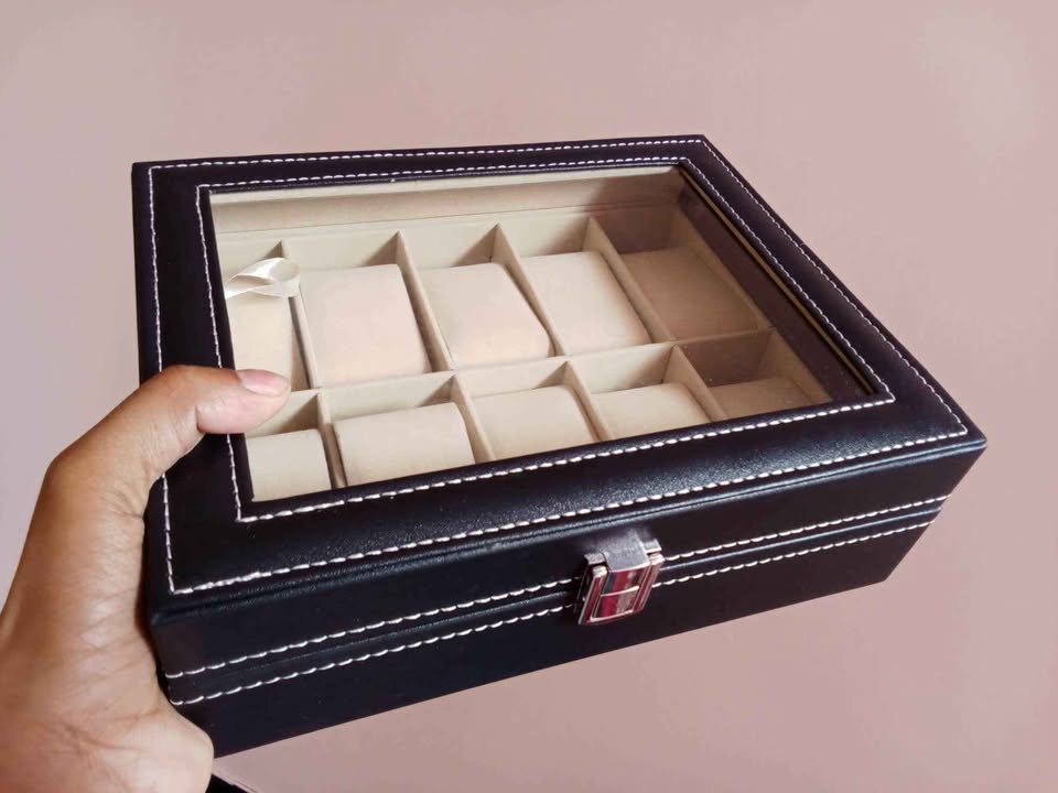 Watch Box 4